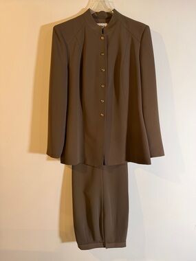 Kasper Taupe Brown Womens 2Pc Pant Suit size 12